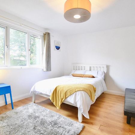 Full Apartment Close To Excel Centre, London City Airport , O2 Arena ภายนอก รูปภาพ